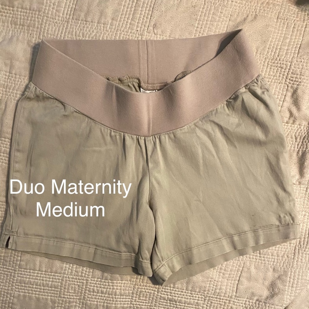 Maternity shorts